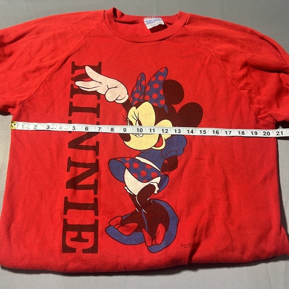 Vintage Minnie Mouse sweatshirt - Picture 5 of 8
